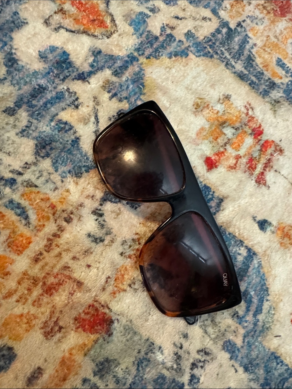 QUAY Oversized Square Sunglasses Black Tortoise Brown Gradient Lens Women’s